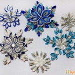 snezhinki-kanzashi-svoimi-rukami-150x150