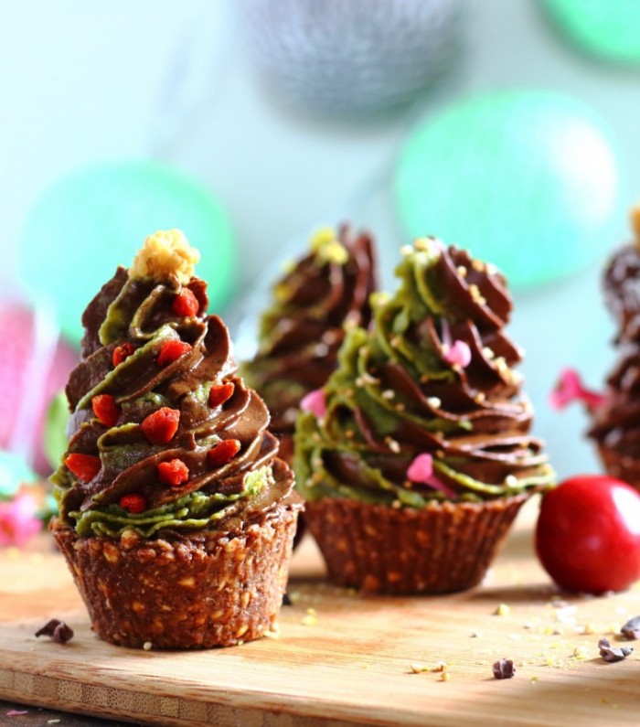 chocolate-mousse-christmas-trees-4