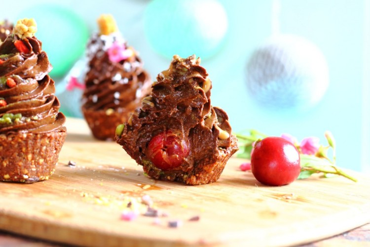 chocolate-mousse-christmas-trees-5